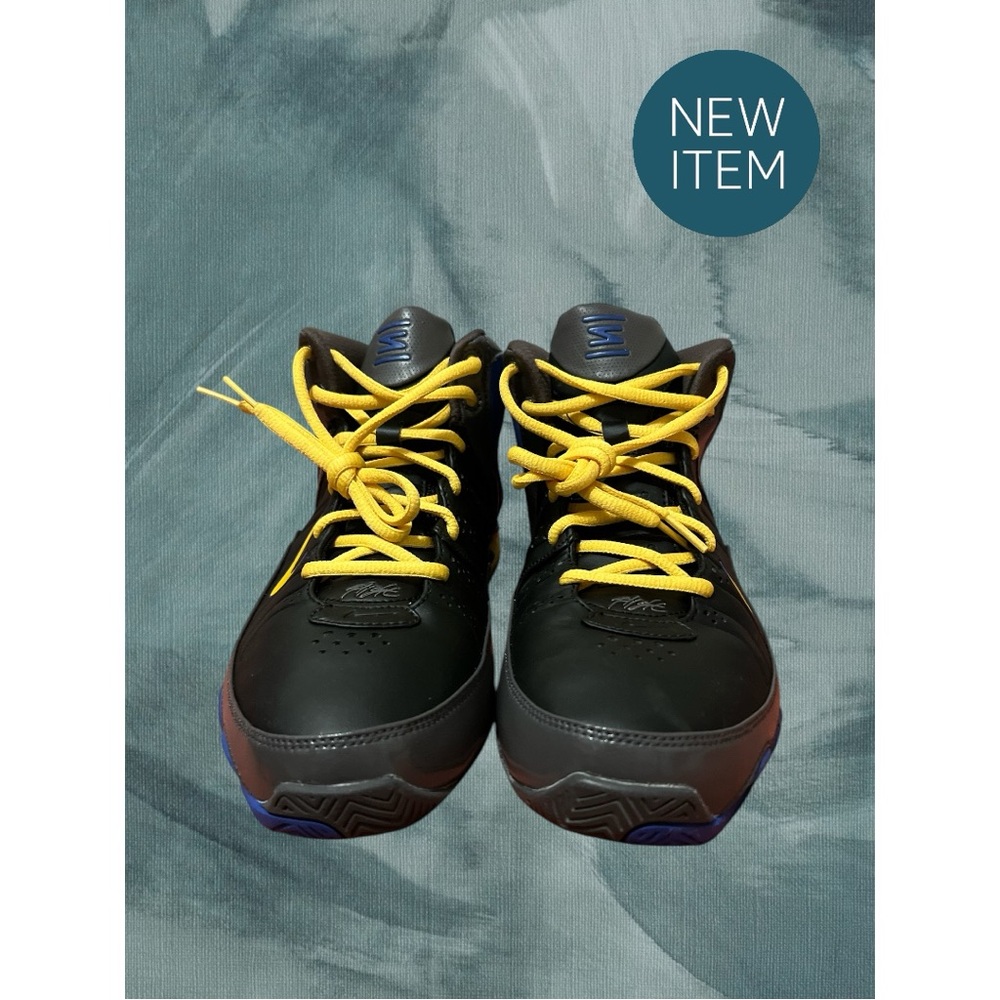 Nike Shox Sneakers - Picture 5 of 10